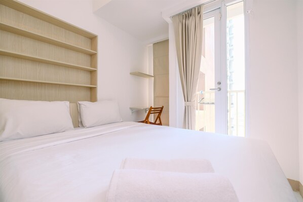 Free WiFi - Comfy And Best Choice Studio Apartment Tokyo Riverside Pik 2 (Teluknaga)