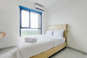 Studio | Free WiFi - Homey And Cozy Studio Sky House Alam Sutera Apartment (Tangerang)