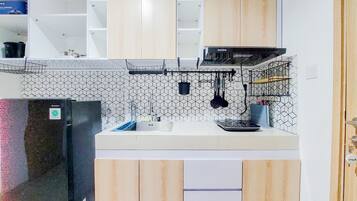 Apartemen | Dapur pribadi | Lemari es besar dan kompor
