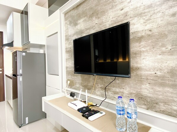 Studio | Living area