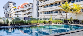 Cozy Stay 2Br At The Square Surabaya Apartment