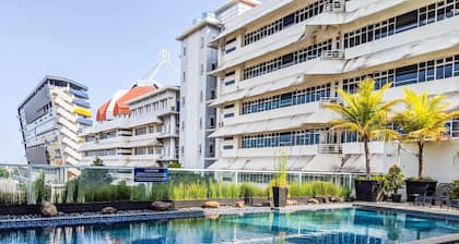 Cozy Stay 2Br At The Square Surabaya Apartment