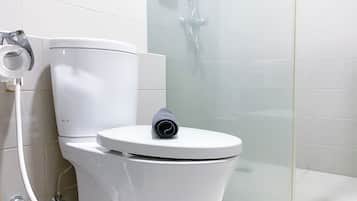 Apartamento | Baño | Ducha y toallas