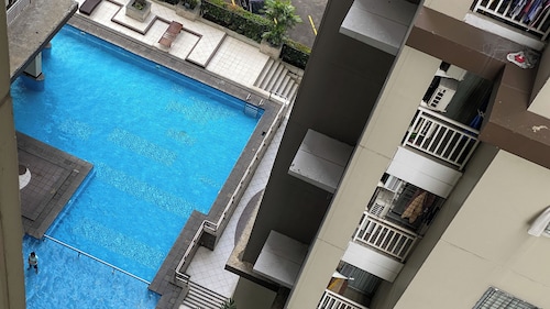 Spacious 2Br At Pakubuwono Terrace Apartment