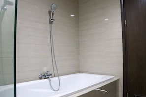 Bathroom - Spacious And Comfy 3Br Ciputra International Apartment (Jakarta)