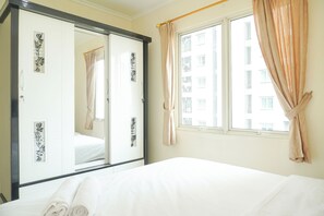 2 bedrooms - Homey And Nice 2Br At City Home Gading Riverview (Moi) Apartment (Jakarta)