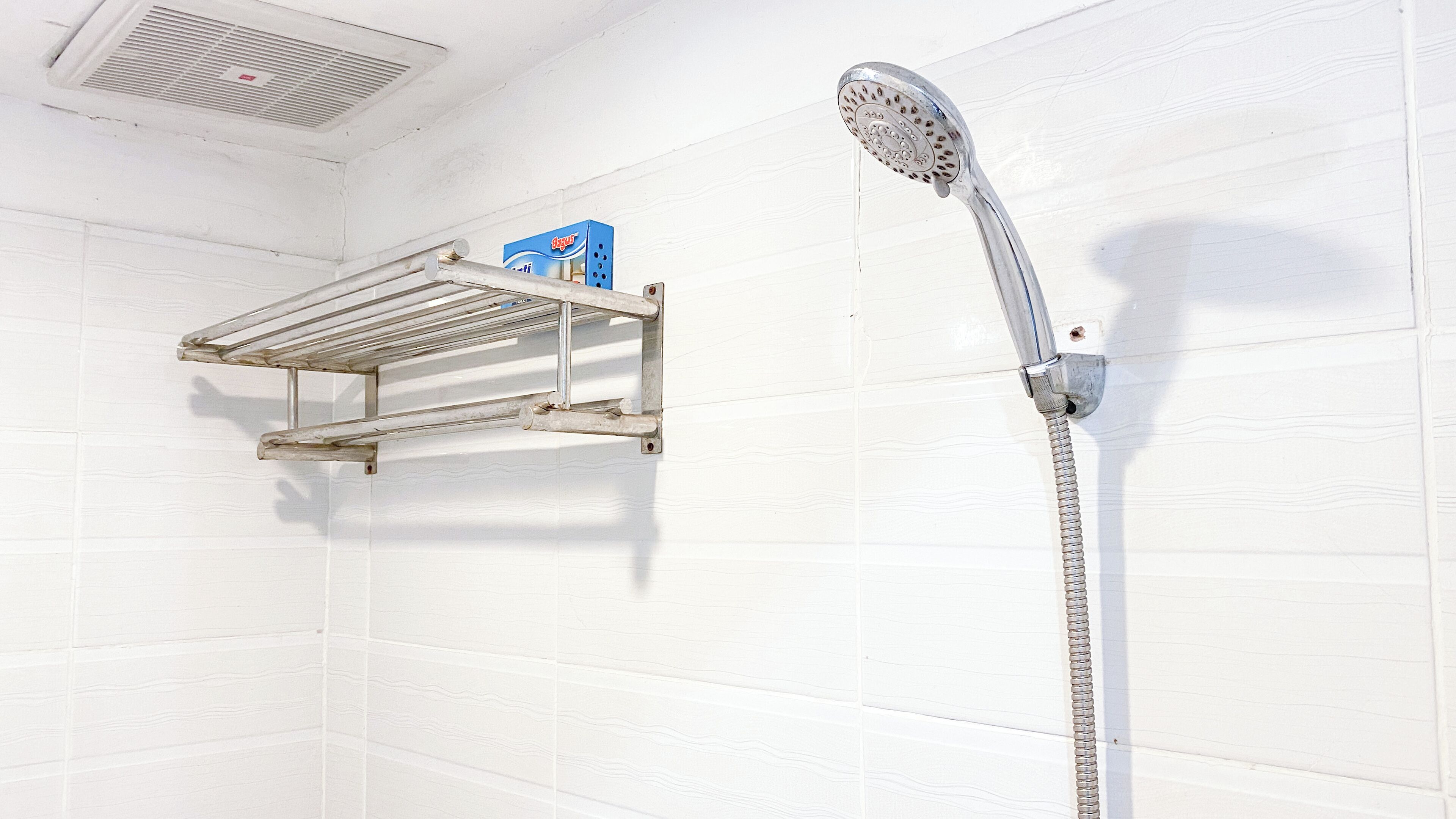Apartment | Bathroom | Shower, towels