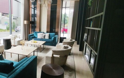 Exclusive And Spacey 3Br At Grand Sungkono Lagoon Apartment