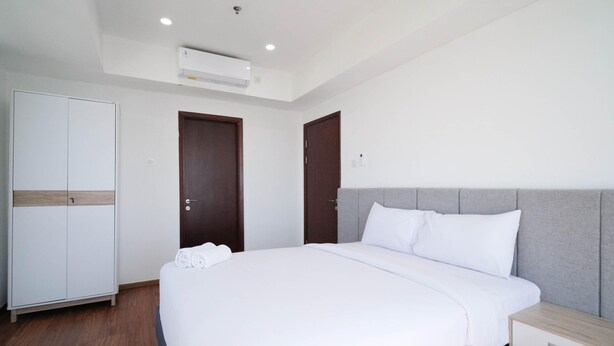 Apartment - Exclusive And Spacey 3Br At Grand Sungkono Lagoon Apartment (Surabaya)