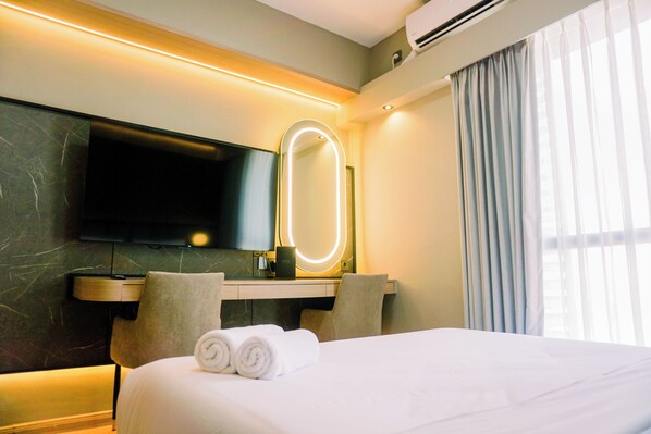 3 bedrooms - Big Spacious And Comfy 3Br At Sky House Bsd Apartment (Pagedangan)