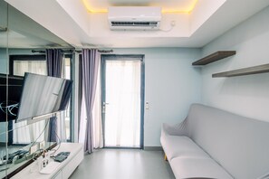 Interior - Gorgeous And Spacious 1Br Apartment The Wave Kuningan (Jakarta)