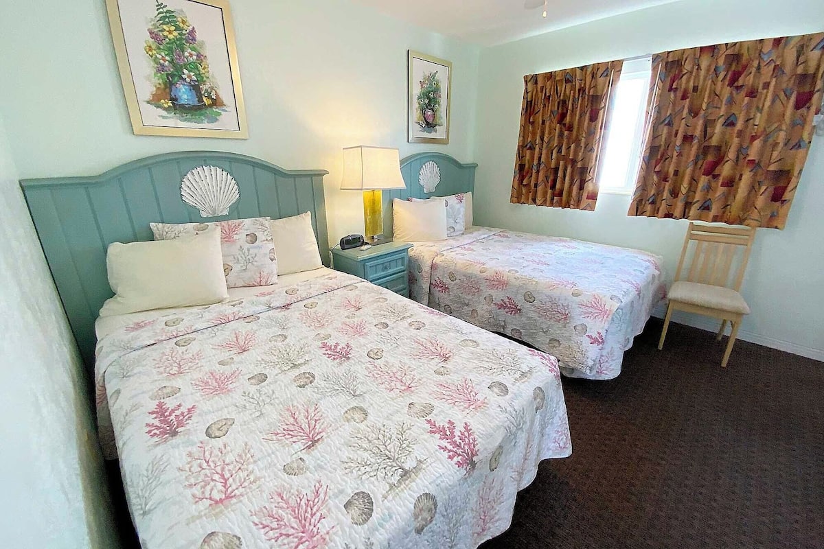 Deluxe Apartment, 2 Double Beds, Courtyard Area | 1 bedroom, blackout drapes, iron/ironing board, free WiFi