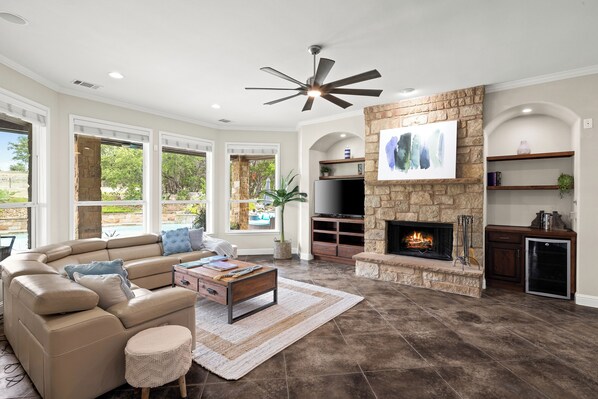 Luxury House | Living area