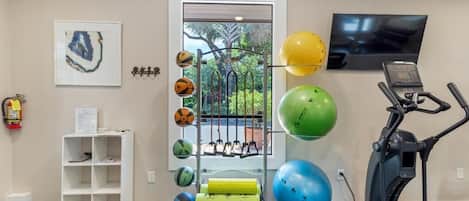 Condo, 2 Bedrooms | Fitness facility