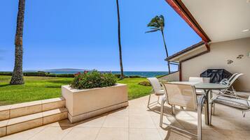 Condo, 2 Bedrooms | Outdoor dining