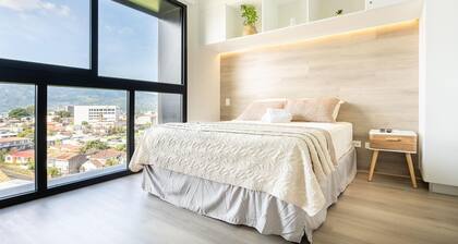 Brand new 1 bed loft with spectacular city view