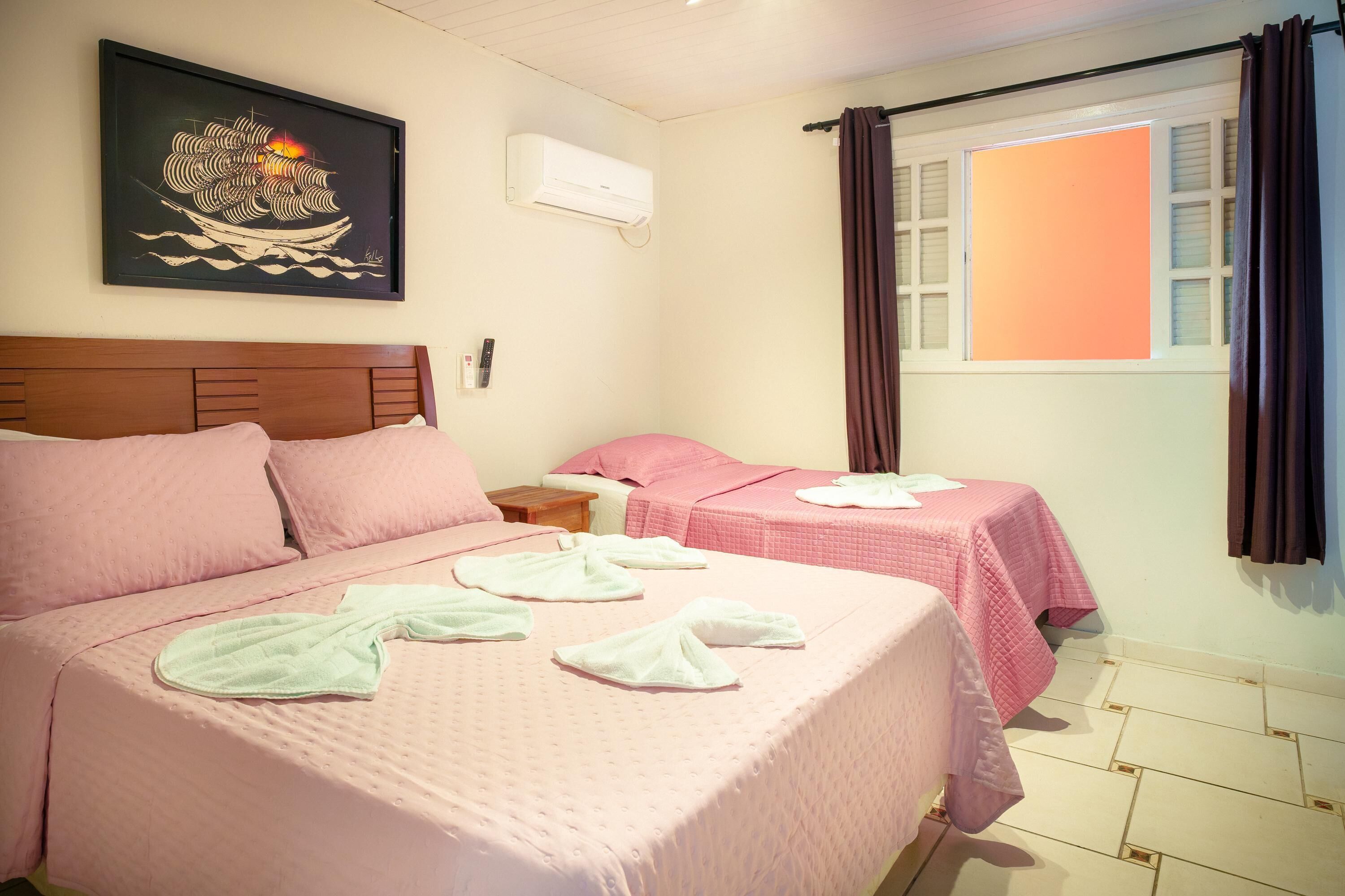 Bureau, Wi-Fi gratuit, draps fournis