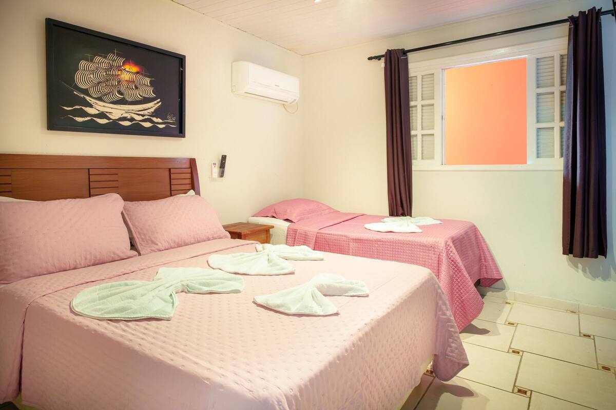 Bureau, Wi-Fi gratuit, draps fournis