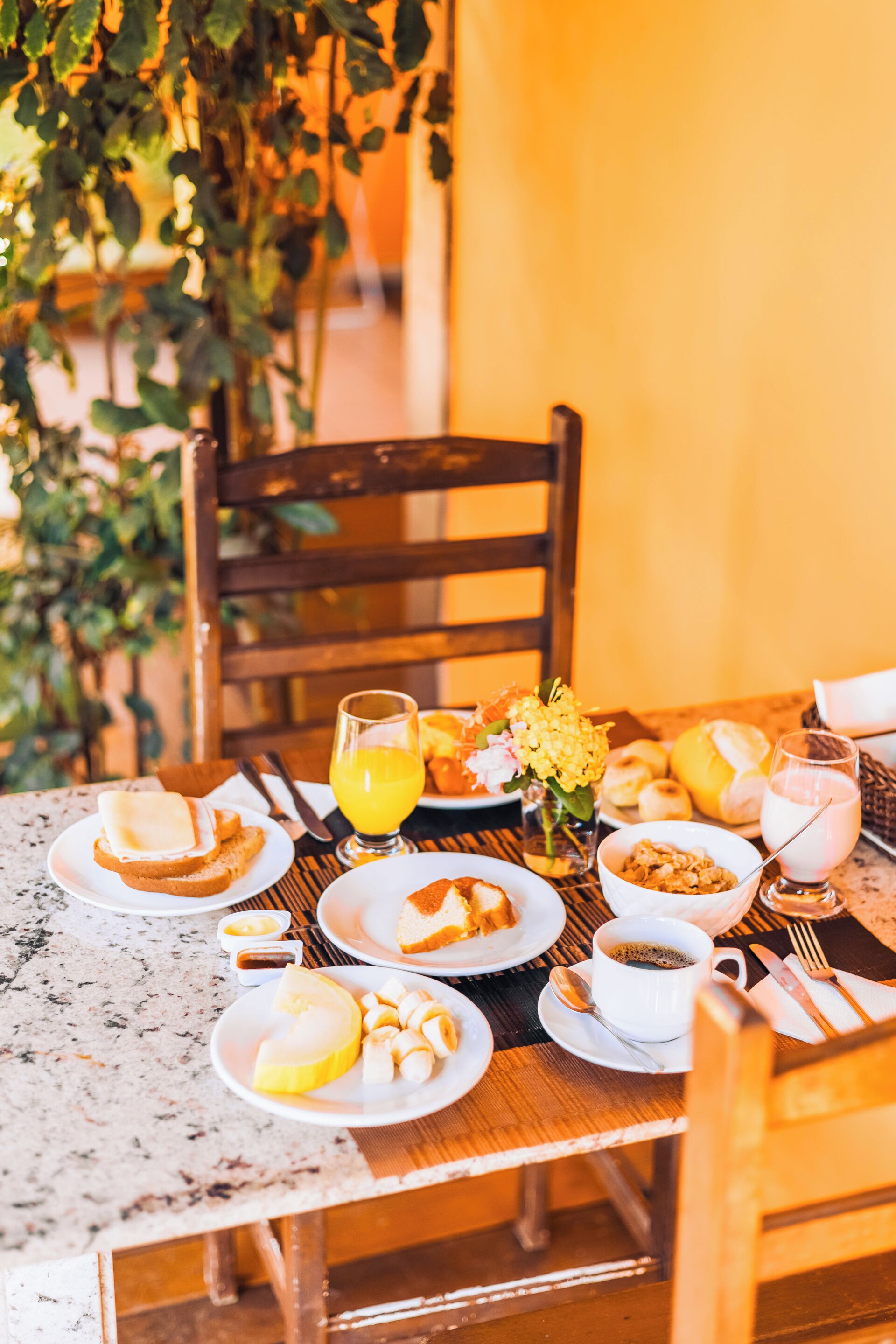 Free daily buffet breakfast