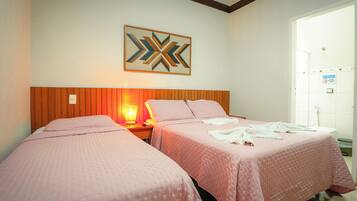 Deluxe Room | Desk, free WiFi, bed sheets