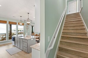 Interior - 5Bed / 5 Baths  Walk 2 Beach!  Arcade!  Ocean View!  Ping Pong! Fire Pit! (Crystal Beach, Texas)