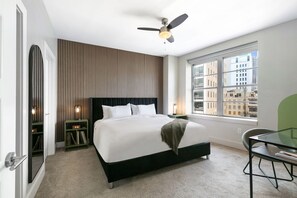 2 Schlafzimmer, Bügeleisen/Bügelbrett, Bettwäsche