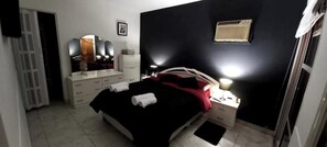 3 bedrooms, WiFi, bed sheets - Gran Mendoza, Casa, Piscina Hasta 8 Huéspedes (Guaymallén)