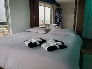 4 Schlafzimmer, Schreibtisch, kostenloses WLAN, Bettwäsche