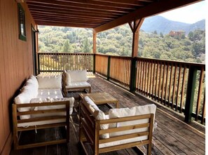 Property grounds - Mountain Getaway with Expansive Beautiful Views (Pine Mountain Club)