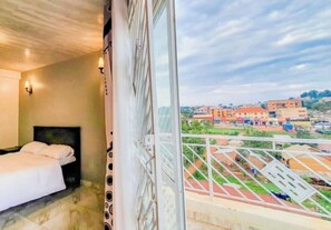 4 bedrooms
