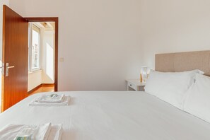1 bedroom, iron/ironing board, free WiFi, bed sheets - BRIGHT BOAVISTA by VACATIONY (Oporto)