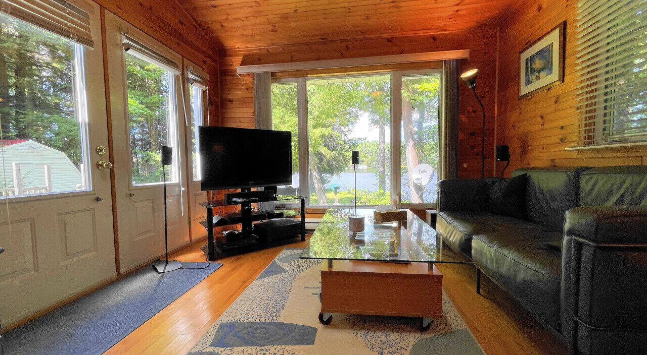 Télévision, chaîne hi-fi