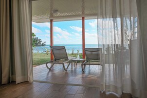 Bungalow tradicional, vistas a la playa (Beach Bungalow) | Terraza o patio