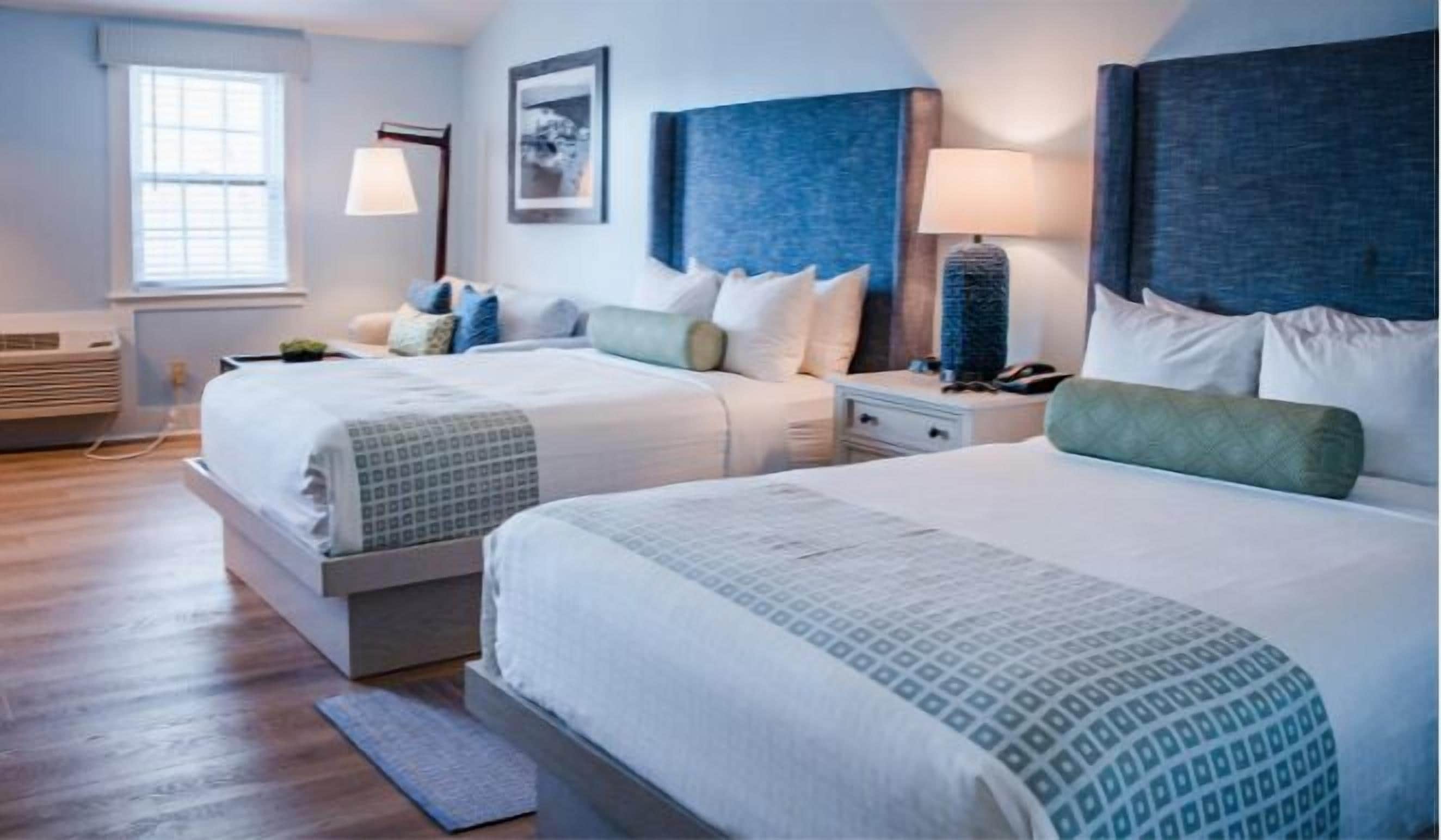 Lots of Activities and Adventures! Onsite Pools, Pets Allowed, Private Beach!