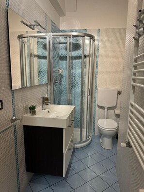 Hair dryer, bidet, towels, soap - Zero Point (San Giovanni Valdarno)