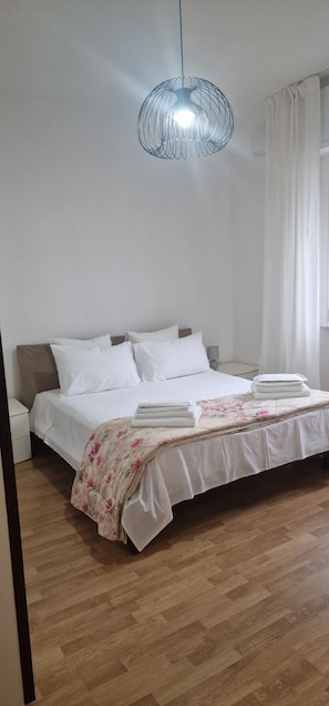 3 bedrooms, desk, iron/ironing board, free WiFi - Zero Point (San Giovanni Valdarno)