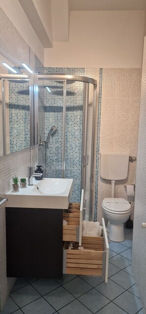 Hair dryer, bidet, towels, soap - Zero Point (San Giovanni Valdarno)