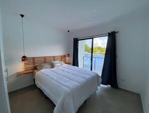 2 bedrooms, in-room safe, desk, free WiFi