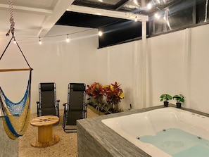 Bain à remous intérieur