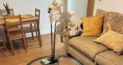 Cozy Retreat, centralized location