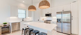 Modern Luxury Villa in Prime Port A - Private Pool, Golf Cart, Ocean Views!