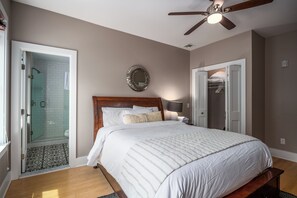 3 chambres, fer et planche à repasser, Wi-Fi gratuit, draps fournis