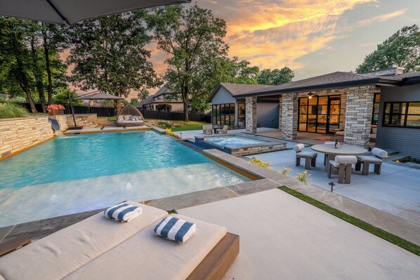 Outdoor pool, a heated pool