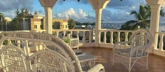 Welcome to Casa Blanca Samaná: W