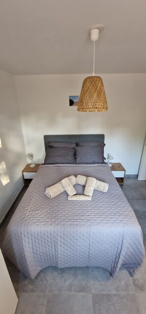 1 bedroom, free WiFi, bed sheets