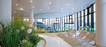 Neues Apartment mit Balkon, Schwimmbad, Sauna, Fitness, 300 m vom Strand