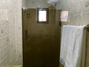 Apartamento | Banheiro | Toalhas de banho 