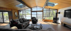 Téléviseur connecté, foyer