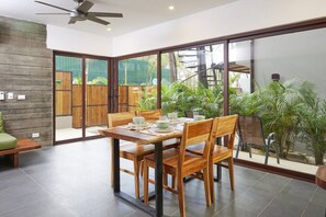 Dining - Townhome #4 Private Pool & Garden 300Mtrs to Beach (Tamarindo)