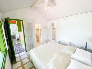 6 slaapkamers, een bureau, gratis wifi, beddengoed